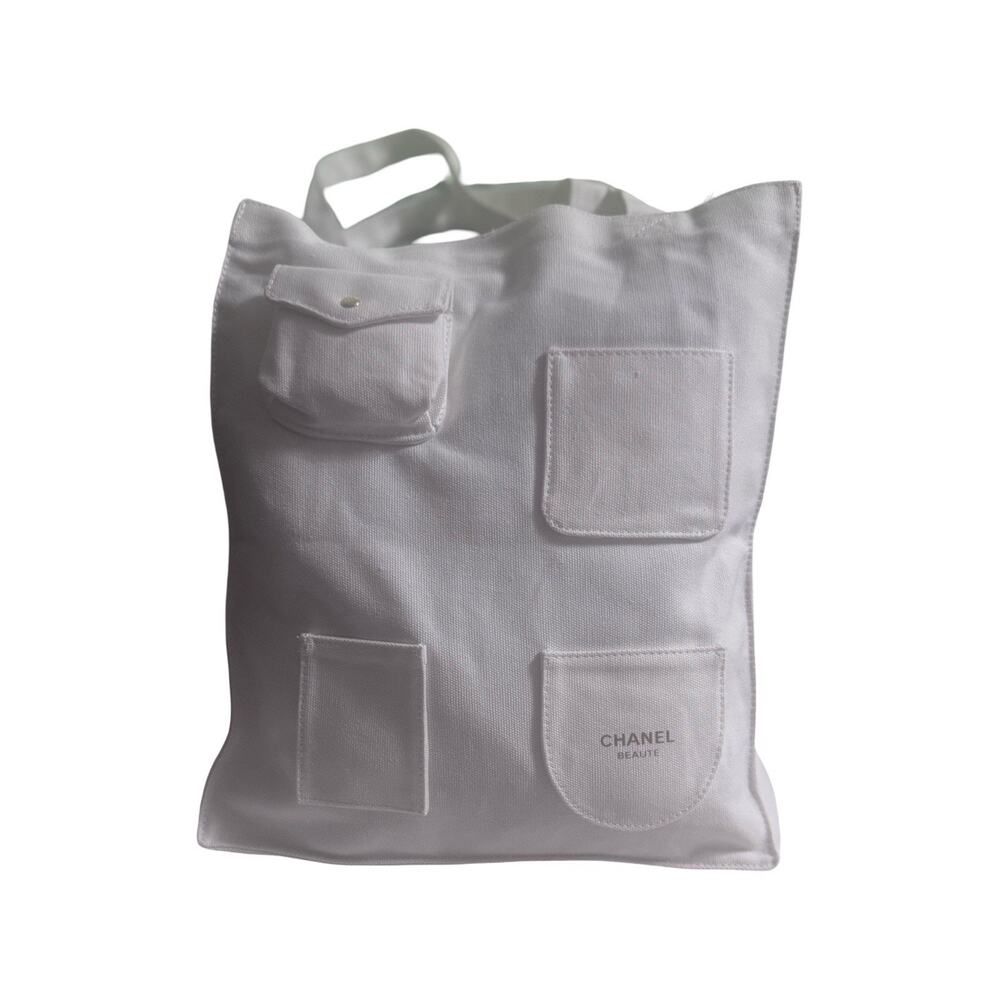 CHANEL Beauté Beauty White Canvas Novelty Tote – 4 Front Pockets